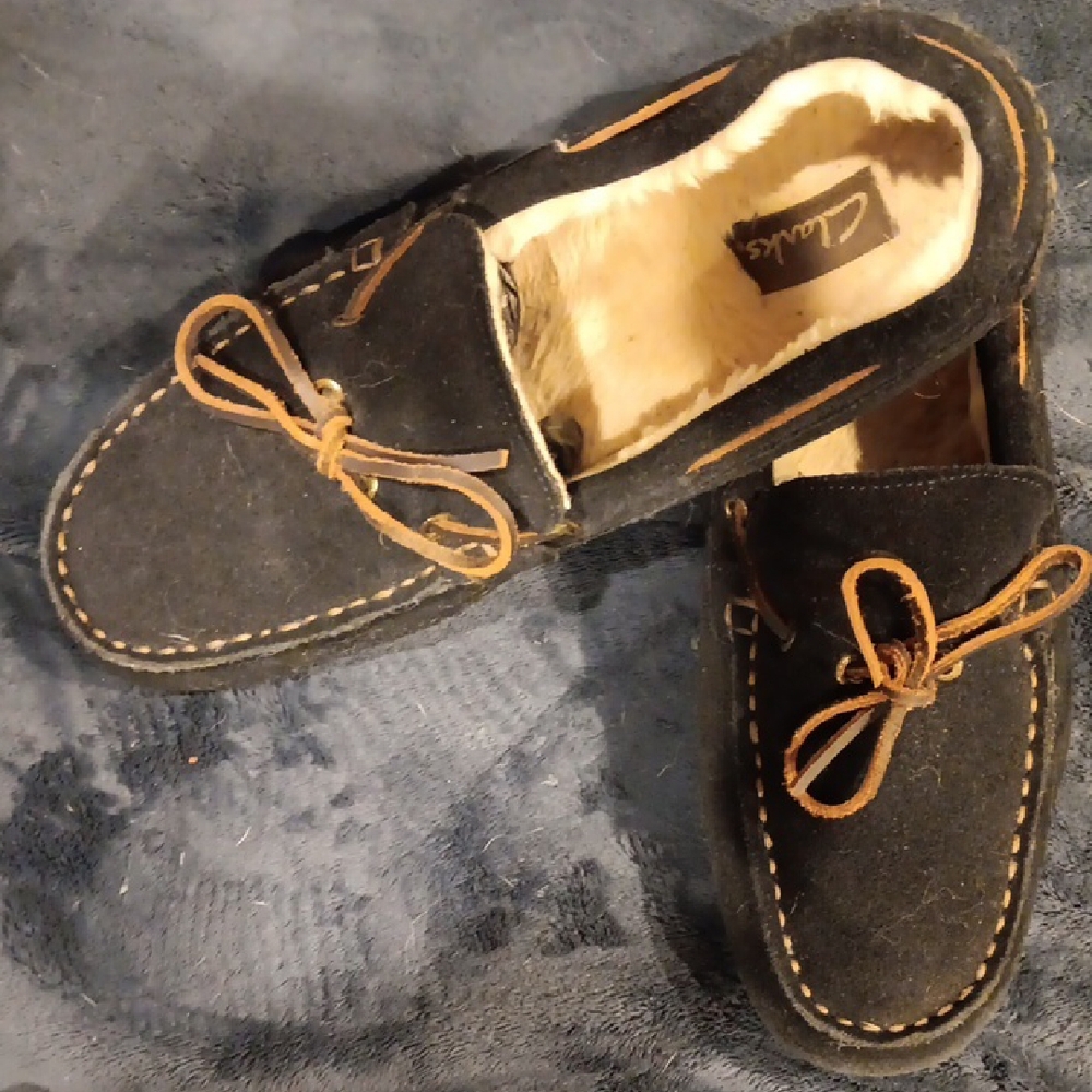 Clarks Men's Black Moccasin Slippers